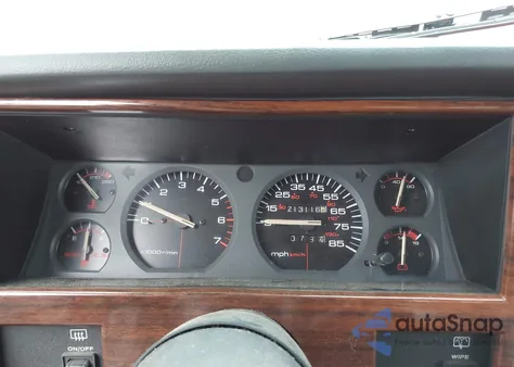 1993 Jeep Cherokee Country z USA, uszkodzony, nr VIN 1J4FJ78SXPL589079